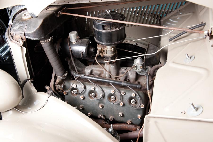  Ford DeLuxe Convertible Sedan 1936 года  (фото 6 из 20)